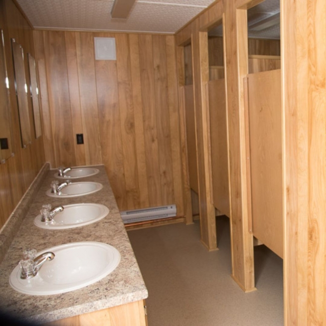 Durable washroom trailers from Miller Office Trailers in Mississauga, ON