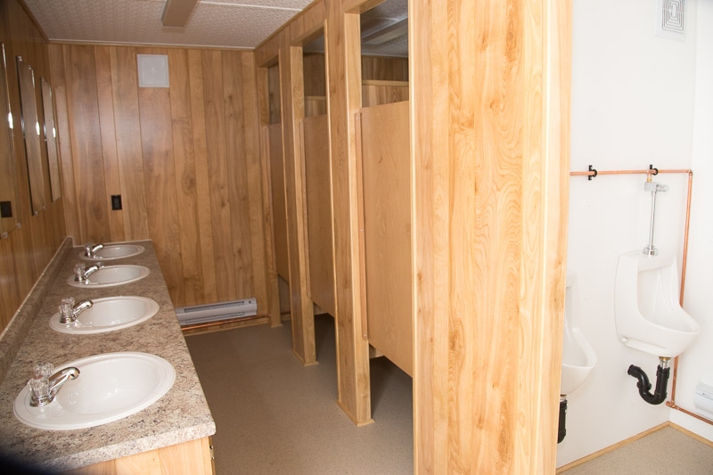 Renting or Buying Washroom Trailers: A Few Things to Consider